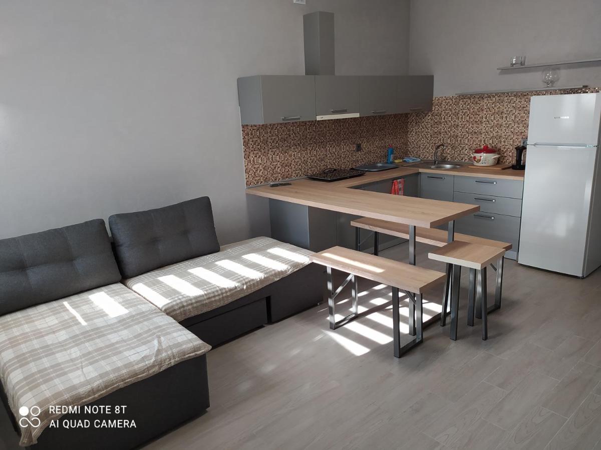 Reef Apartments Одесса Экстерьер фото