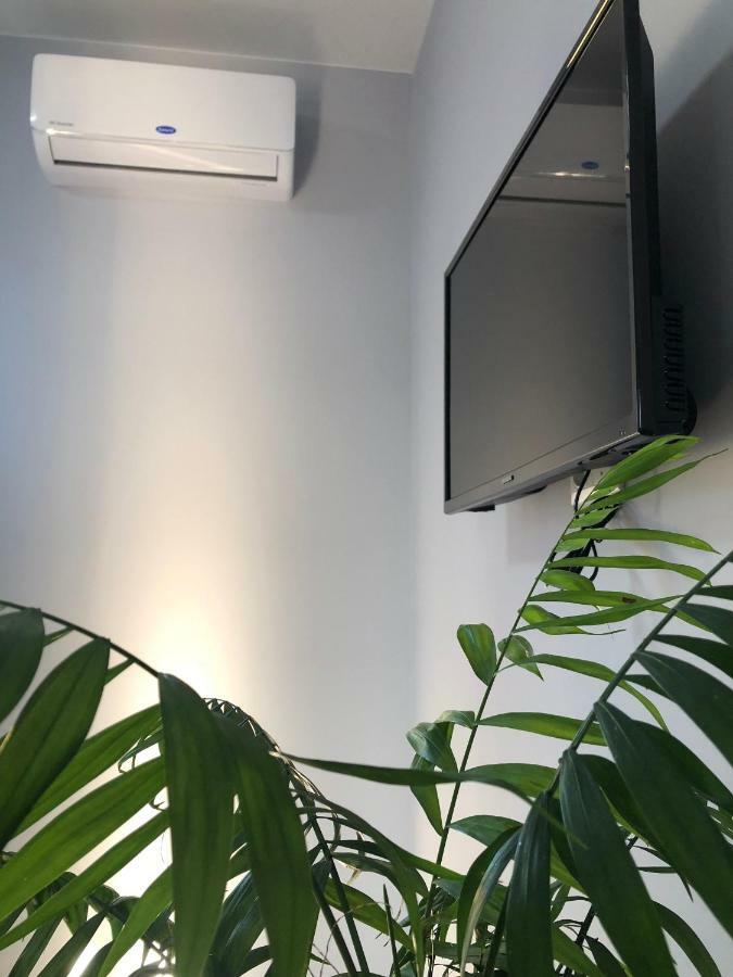 Reef Apartments Одесса Экстерьер фото